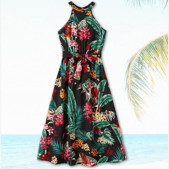 Dresses & Skirts - Tropical Floral Halter Dress size Small. Maxi. Elastic waist w belt